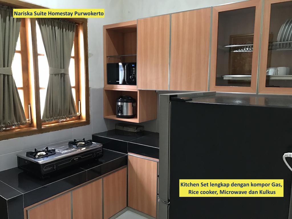 Nariska Suite Homestay Purwokerto Exterior photo